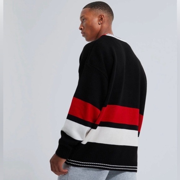 Boohoo MAN Limited Varsity V-Neck Knit Sweater NWT – Men’s XS Black Red White - Picture 7 of 7